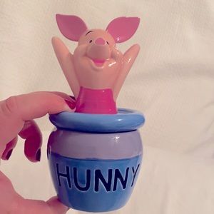 Disney Vintage  “Winnie the Pooh collection” Piglet honey 🍯 pot